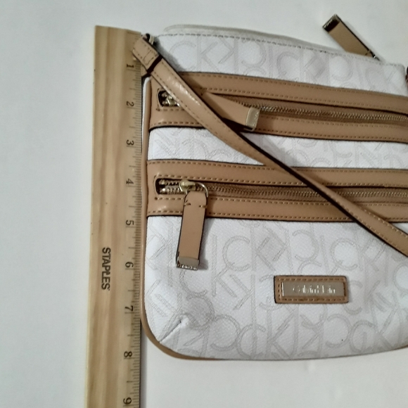 Calvin Kline Handbag - Picture 7 of 9